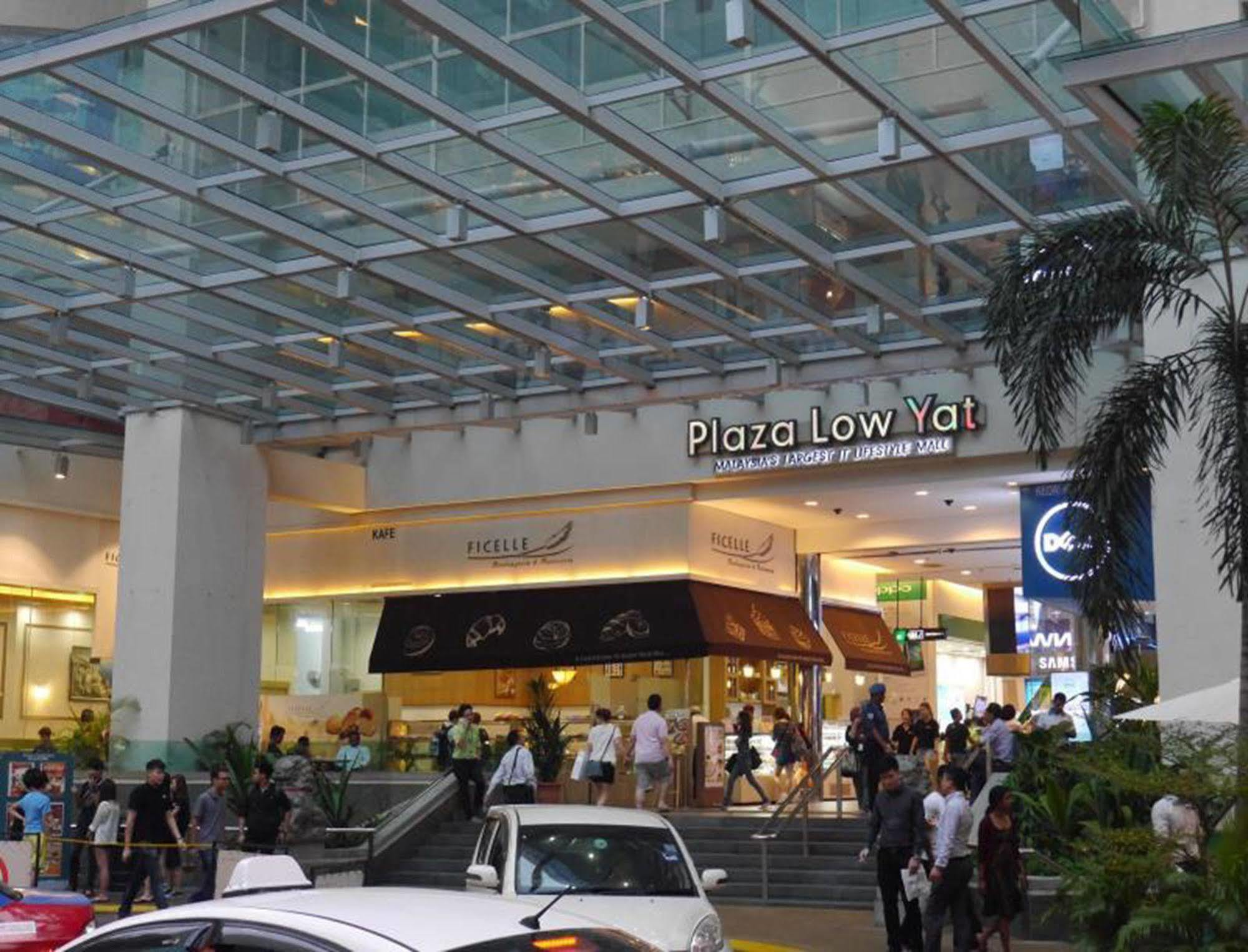 Sky Hotel Kuala Lumpur Buitenkant foto
