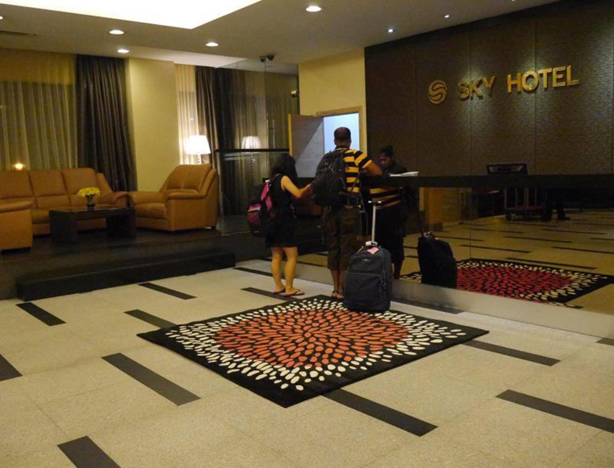 Sky Hotel Kuala Lumpur Buitenkant foto